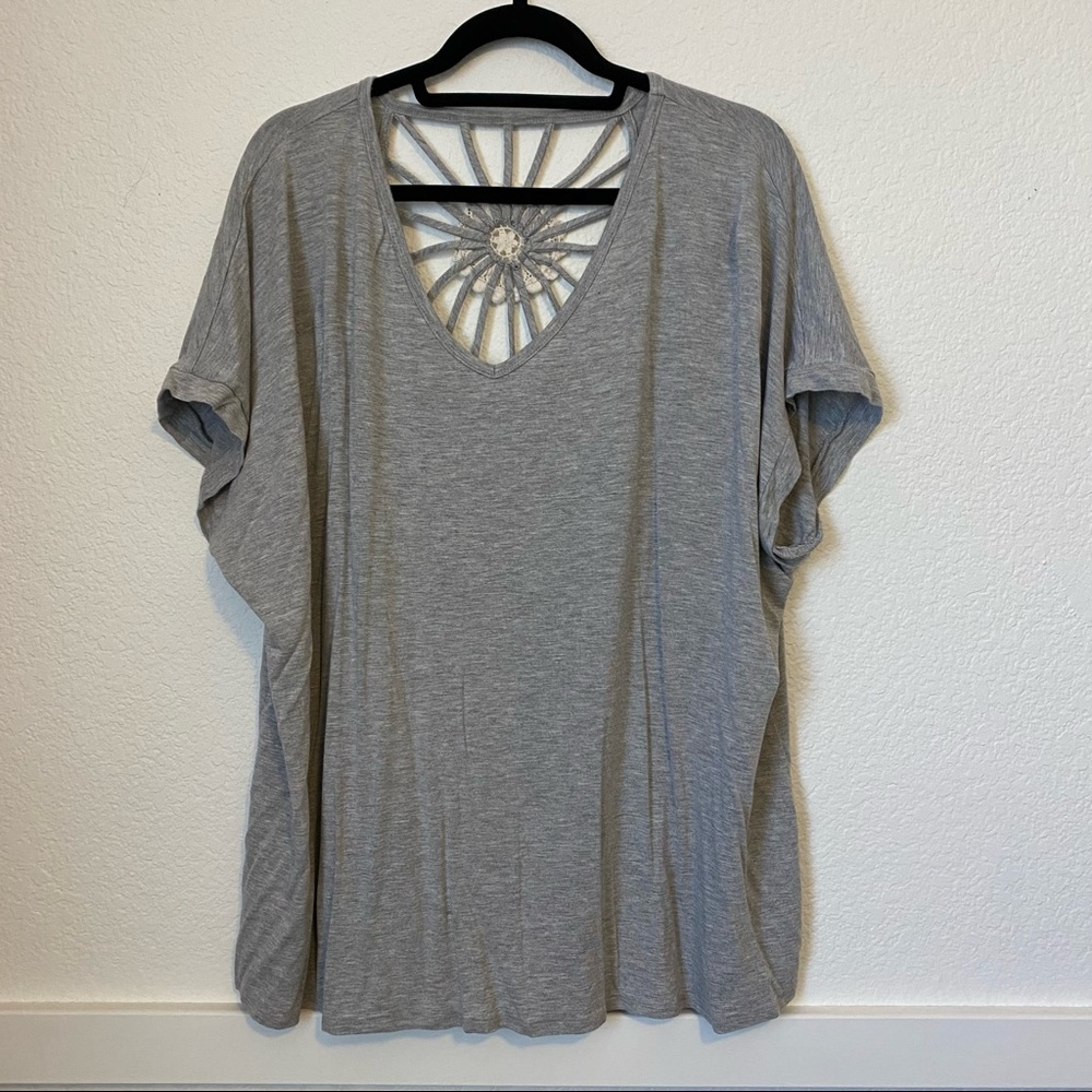 Women’s casual gray top
